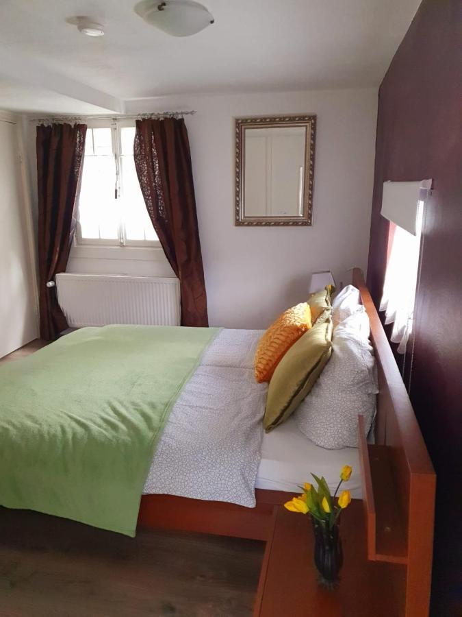 Residenz 4 Jahreszeiten Appartamento Monschau Esterno foto